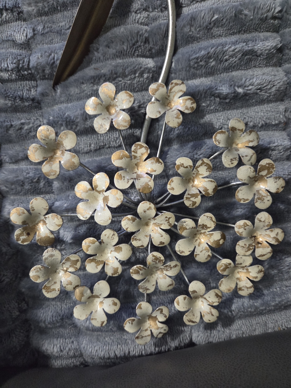 Hobby Lobby Gold and Cream Floral Metal Wall Art Pair - Picture 3 of 5